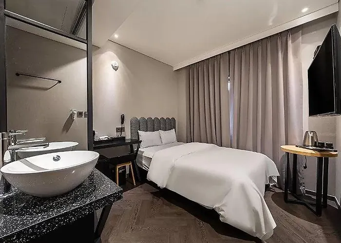 Отель Songpa Boutique Xym 3*
